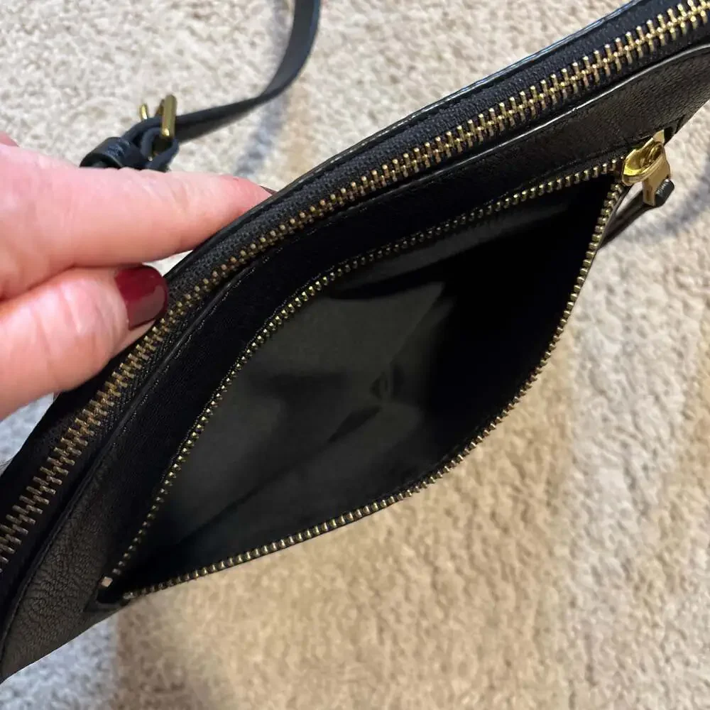 Fossil Fiona Small Crossbody Bag in Black Leather - Picture 4 of 8